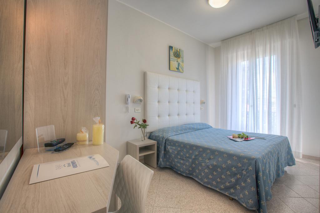 Hotel Olympia Gabicce Mare Quarto foto